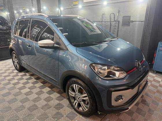 VOLKSWAGEN UP 1.0 TSI HIGH UP 12V FLEX 4P MANUAL